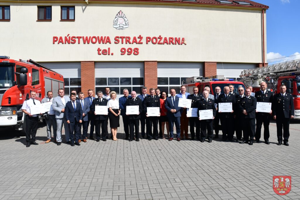 Wsparcie dla strażaków z powiatu sierpeckiego