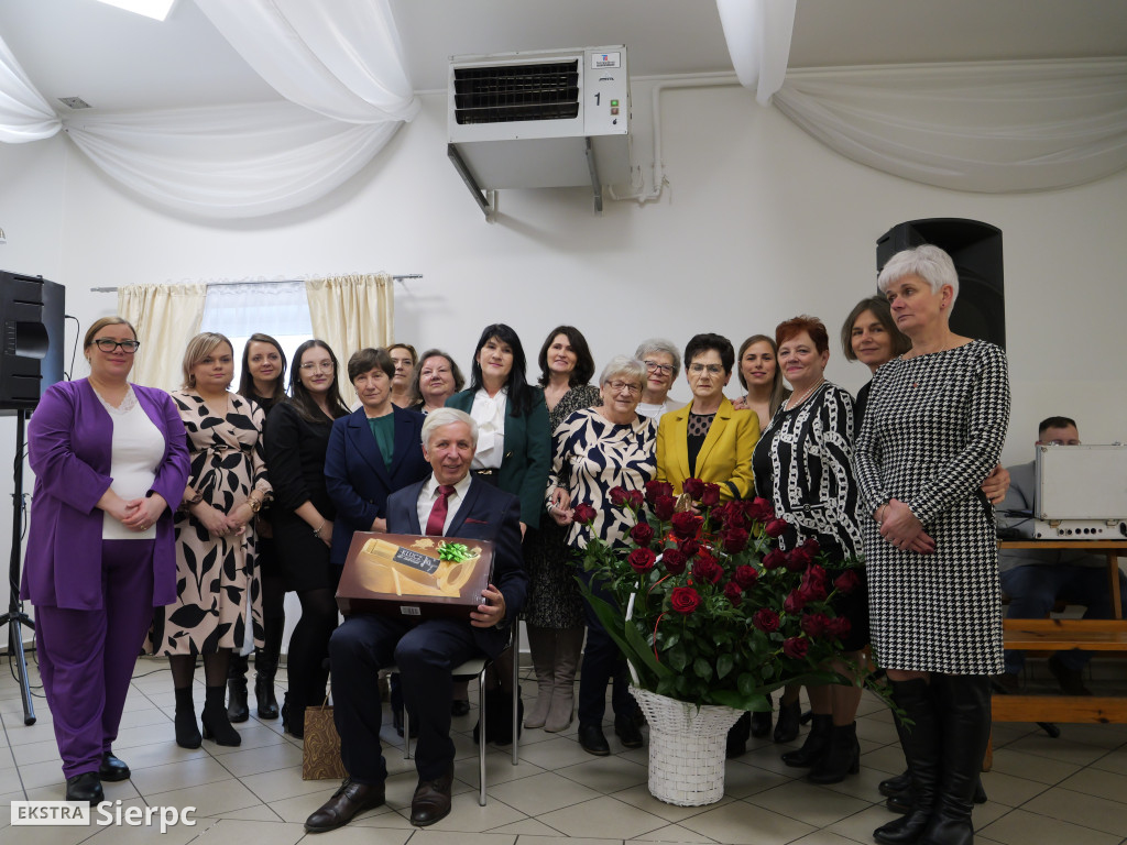 👨‍⚕️ 40 LAT W SŁUŻBIE! Ligowo Świętuje Jubileusz dr. Janusza Maciejewskiego!