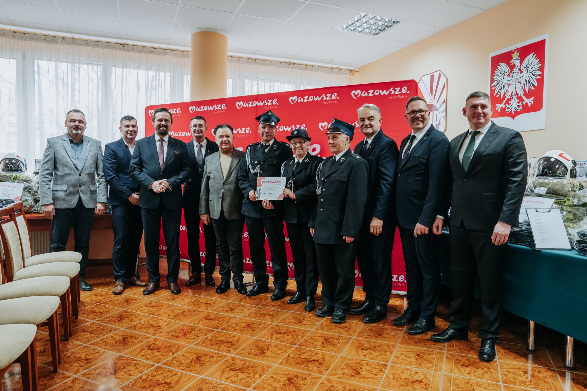 🚒 Wielka Akcja Wsparcia OSP! 26 Jednostek z Powiatu Sierpeckiego Zbroi Się w Nowy Sprzęt i Umundurowanie