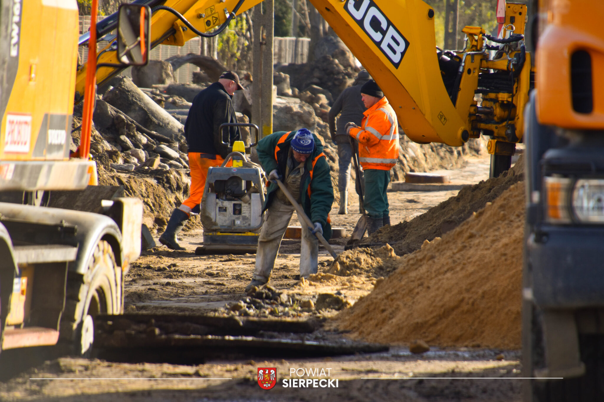 🏗️ DWORCOWA W BUDOWIE! Sierpc Zaczyna Rewolucję Drogową – Będzie Ścieżka Rowerowa!